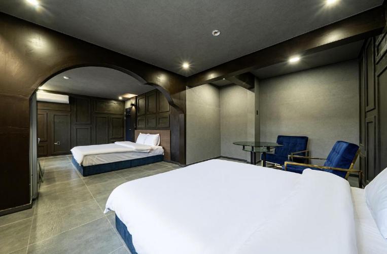 Moonstay Hotel Cheonan Extérieur photo