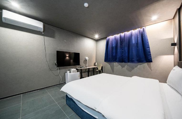 Moonstay Hotel Cheonan Extérieur photo