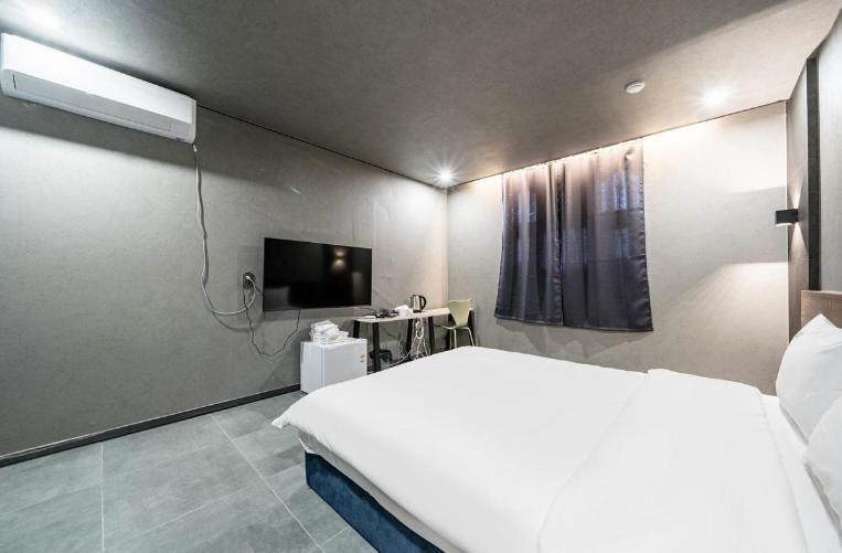 Moonstay Hotel Cheonan Extérieur photo