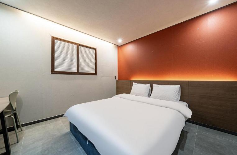 Moonstay Hotel Cheonan Extérieur photo